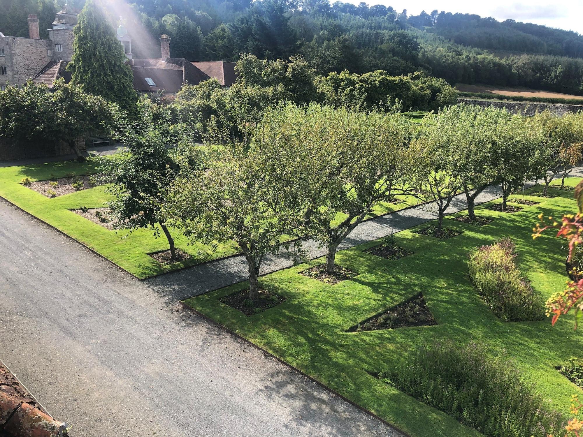 Llangoed Hall Bronllys Eksteriør billede